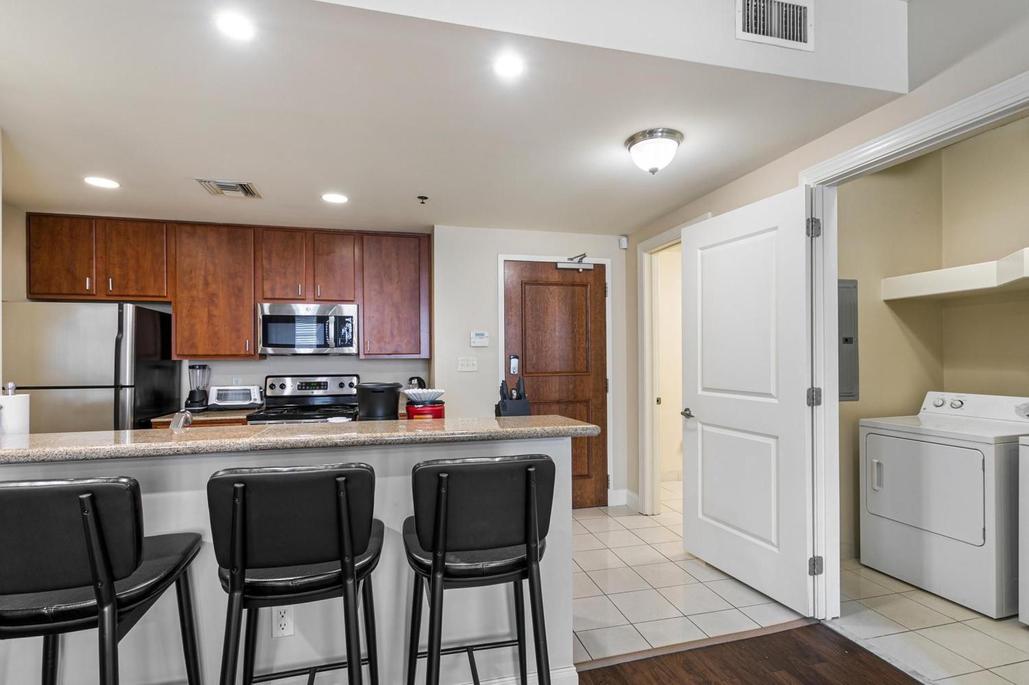 Spacious Modern Near French Quarter Apartamento